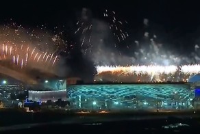 Олимпийское открытие и фейерверк