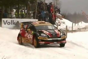 Отблагодарил за помощь