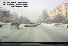 Авария с полицейским автомобилем