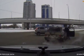 Скрылся с места ДТП, прихватив гос номер