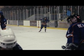 Эпическая драка вратарей :)