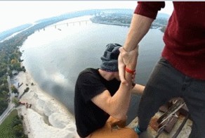 Лишь бы у них руки не вспотели