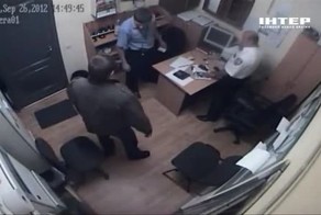 Убийство четверых охранников-вымогателей в супермаркете "Караван"
