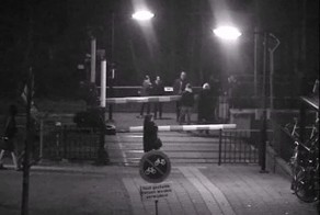 Бабуле шлагбаум не указ!