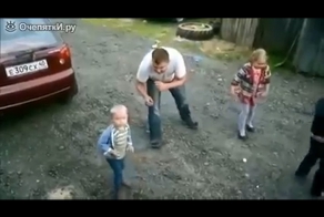Увлекательный поединок отца и сына