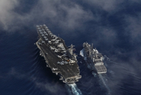 Русские истребители надругались над американским авианосцем «Китти Хок