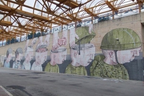 Уличное искусство на улице города Кампобассо, Италия