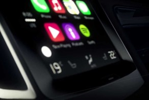 Рекламный ролик Volvo для CarPlay.