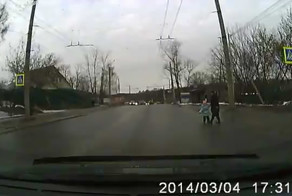 В Иваново сбили бабушку с внучкой