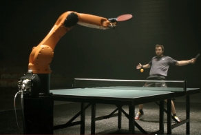 Бывший чемпион по настольному теннису обыграл робота