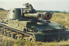 Стрельба из САУ 2С1 "Гвоздика". Выстрел внутри орудия глазами экипажа.