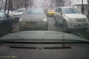 Не разъехались