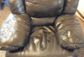 Как я обивал своё любимое кресло.