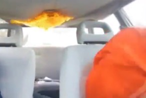Чуть не сгорели в машине