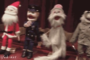 Замаскировался