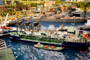 Гигантский макет. Россия в миниатюре