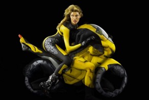 Body Painting Optical Illusions