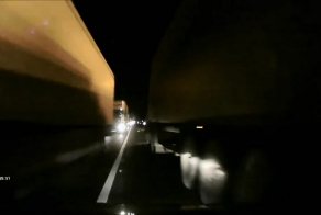 Чуть не зажали