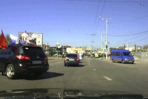 Запорожье - нападение на авто-колонну пророссийски настроенных граждан