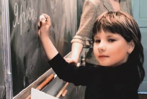 8-летняя национальная героиня