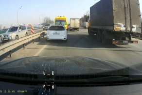 Проучил хитреца