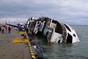 привезли машины из японии