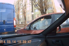 Везде культурные люди