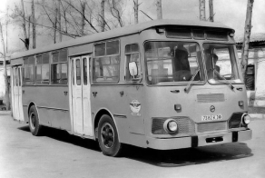 Автобус детства моего - ЛиАЗ-677