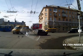 В Омске перевернулась Ока