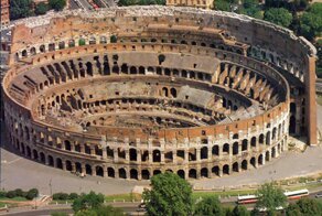 В Риме туристку поймали на воровстве камня из Колизея