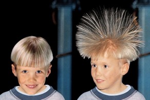 Под "напряжением", но бьёт "током".