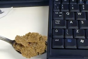 USB-драйв, веселая флэшка