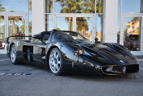 Продается уникальный Maserati MC12