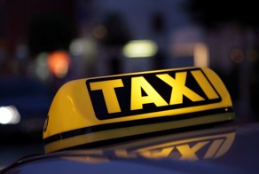 Автомобили служб такси в мировых столицах