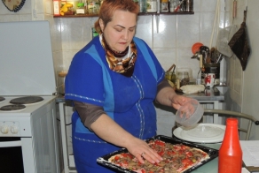 Как работница «оборонки» сменила танки на пирожки