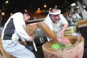 Быстрое приготовление "Мочи" в Японии