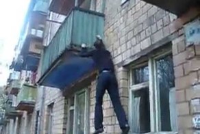 Квартирный вор Лёнька - показывает как...