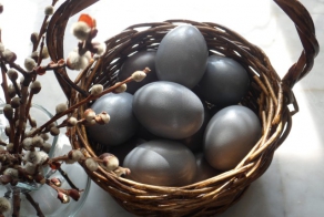 Мужики, пора красить яйца или Натуральные красители для яиц к Пасхе