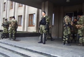 Вежливые люди в Славянске