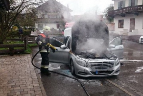 В Германии сгорел новый Mercedes S-Class