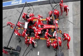 Один из самых быстрых пис стопов в исрории Формулы 1.