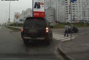 Скейтбордист