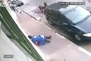Убийство 19-летнего парня средь бела дня в Бразилии