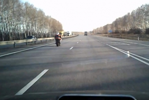 Сбил мотоциклиста