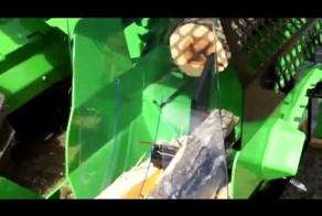 Напилил и наколол дров без особого напряга=)