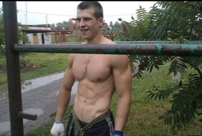 Валентин Новиков - Силовые тренировки на турниках и брусьях