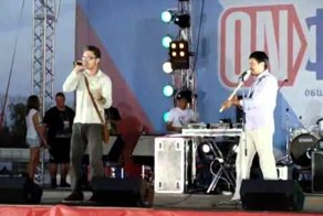 Класно читает