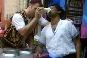 Троль с мороженым 2014