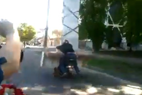 Диван на мопеде в Днепропетровске