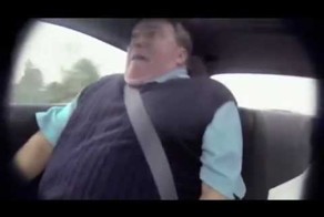 Крутой розыгрыш продавца автомобилей американским гонщиком))